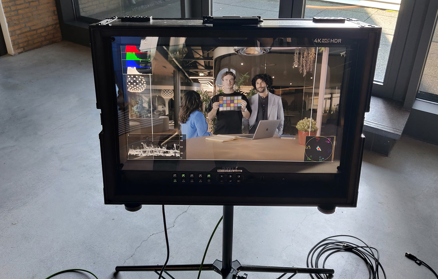 Waar moet ik aan denken bij het aanvragen van een videoproductie film studio utrecht camera